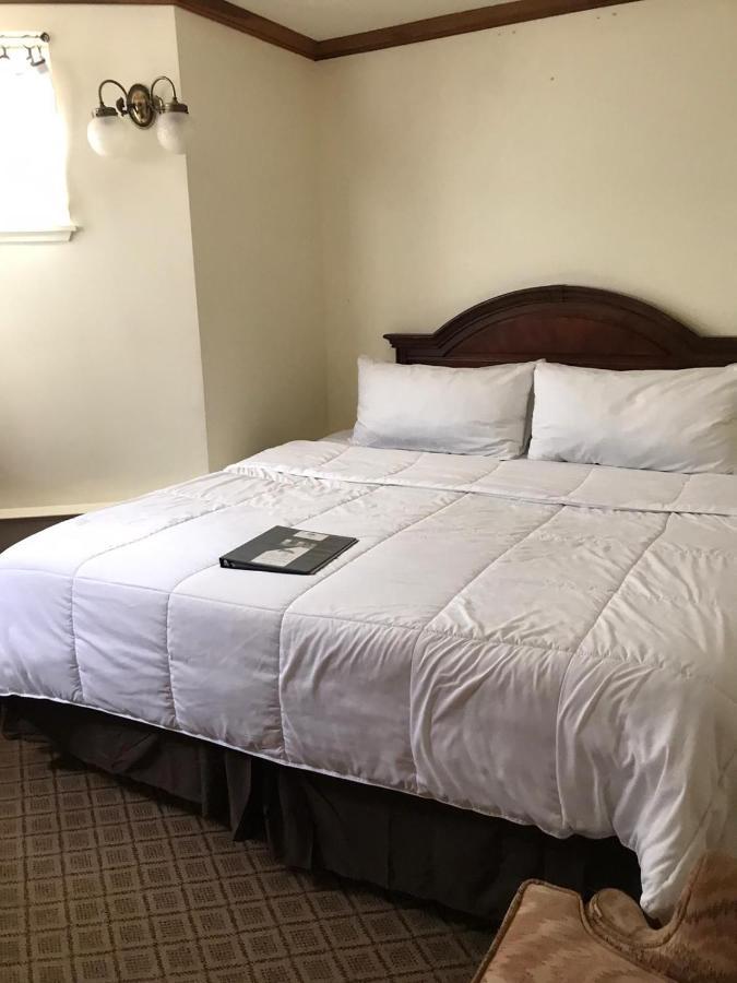 Pacific Grove Inn מראה חיצוני תמונה