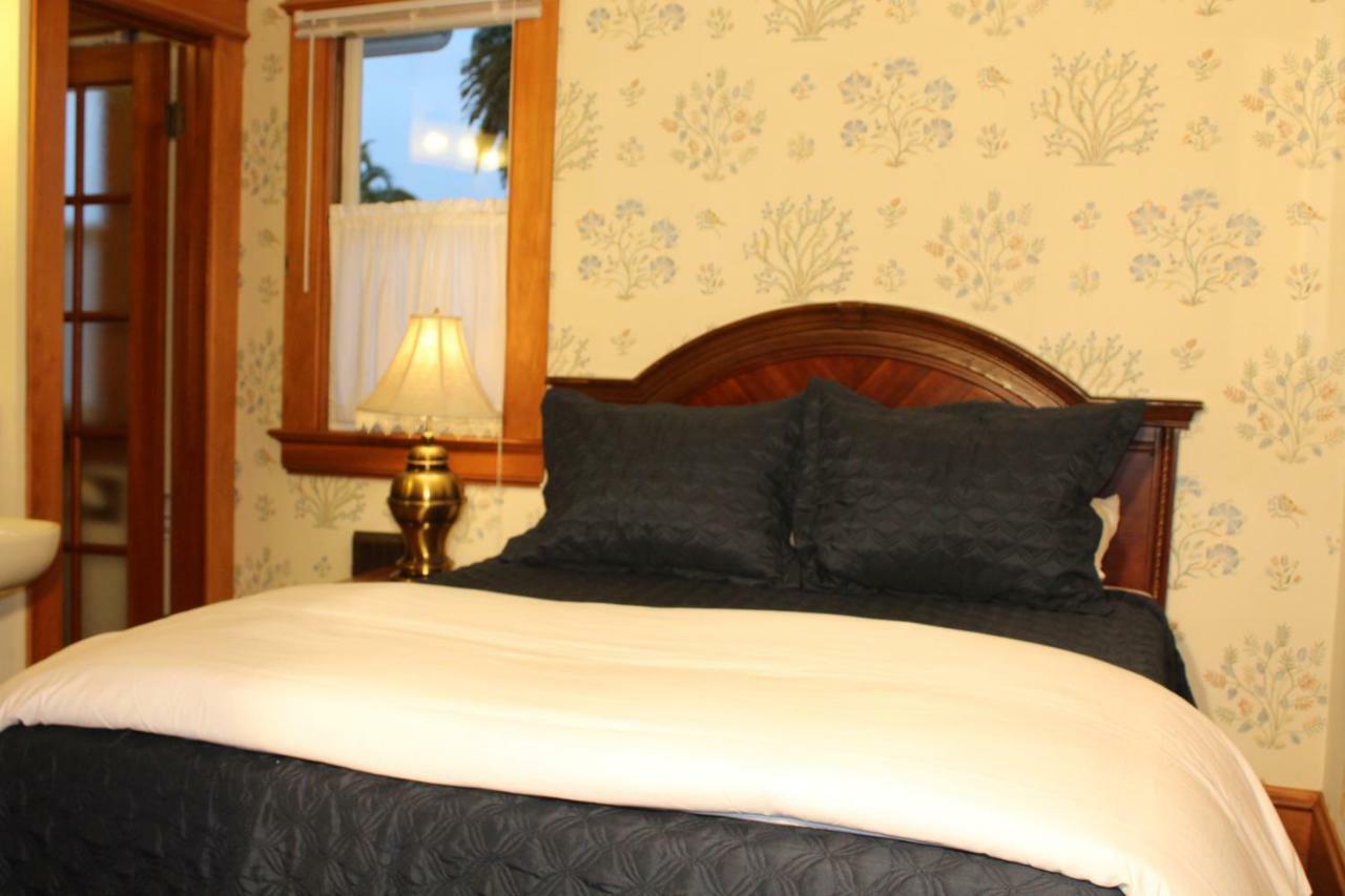 Pacific Grove Inn מראה חיצוני תמונה